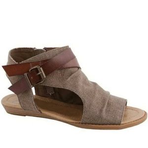NEW!Janie Open Toe Sandals-NEVER WORN